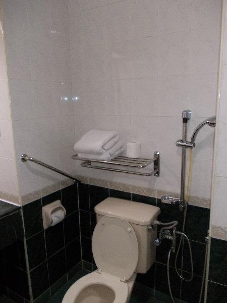 Orkid Hotel Melaka エクステリア 写真