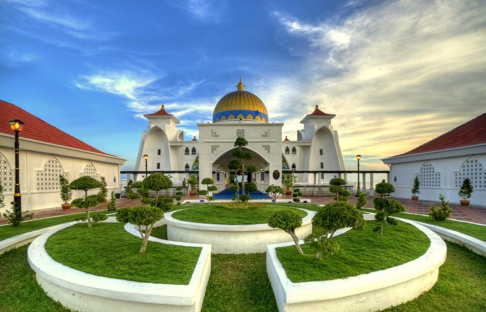 Orkid Hotel Melaka エクステリア 写真